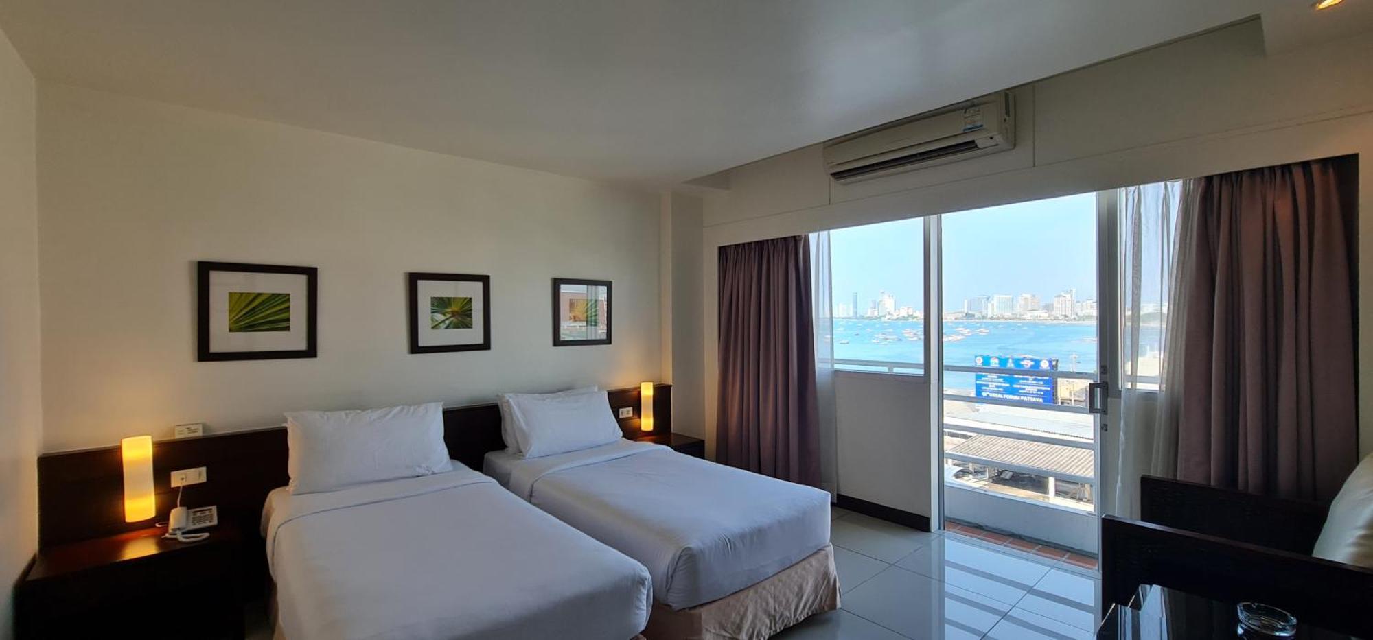 Grand Hotel Pattaya Exterior foto